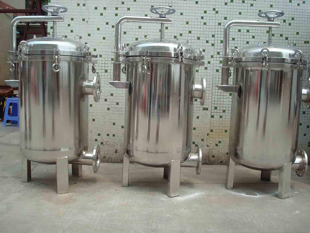 1729064428470832.jpg 不銹鋼袋式過濾器.jpg