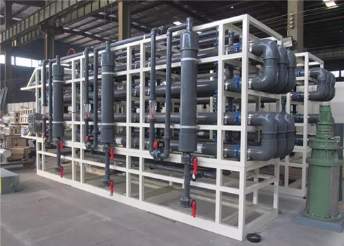 超濾膜能夠應(yīng)用于哪些領(lǐng)域？-超濾膜的應(yīng)用領(lǐng)域-藍(lán)膜