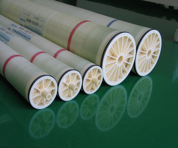 海水淡化膜是具有吸附性嗎？-藍(lán)膜